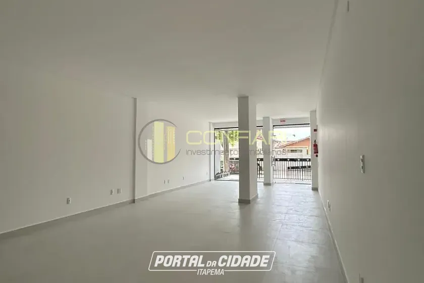 Sala Comercial para alugar - 64m&sup2; - Meia Praia