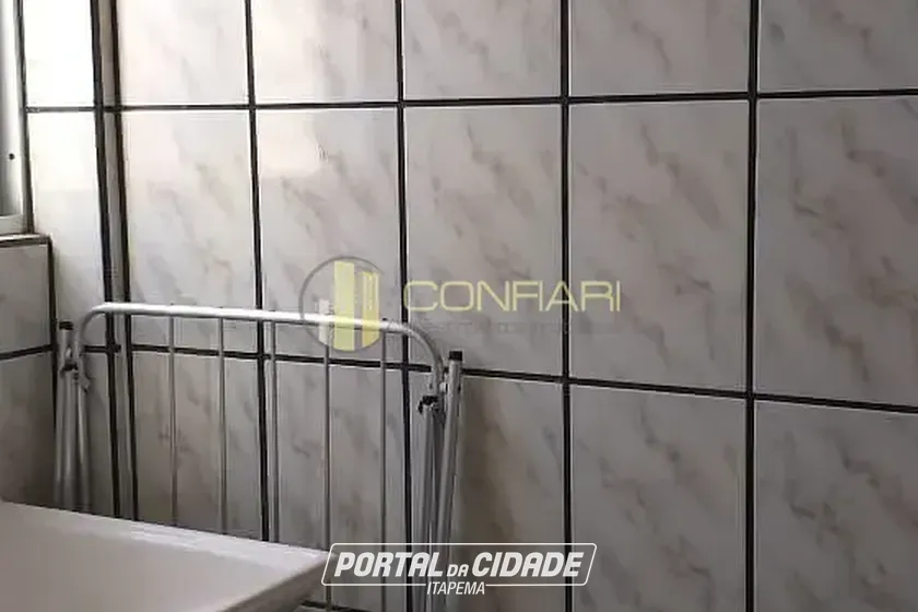 Apartamento &agrave; venda - 76m&sup2; - centro