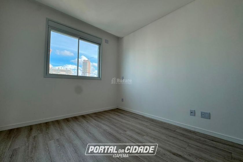 Apartamento &agrave; venda - 143m&sup2; - Centro