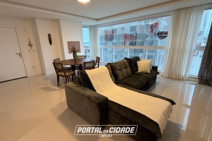 Apartamento para alugar - 115m&sup2; - Meia Praia