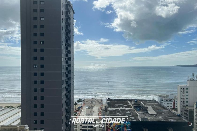 Apartamento &agrave; venda - 129m&sup2; - Meia Praia