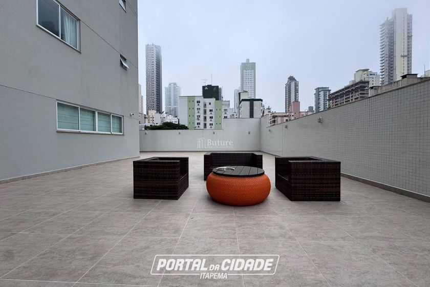 Apartamento &agrave; venda - 122m&sup2; - Centro