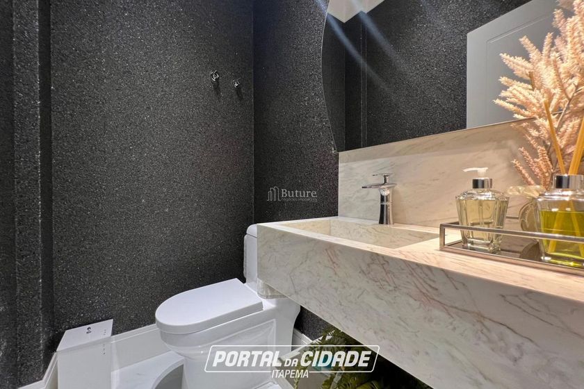 Apartamento &agrave; venda - 305m&sup2; - Meia Praia