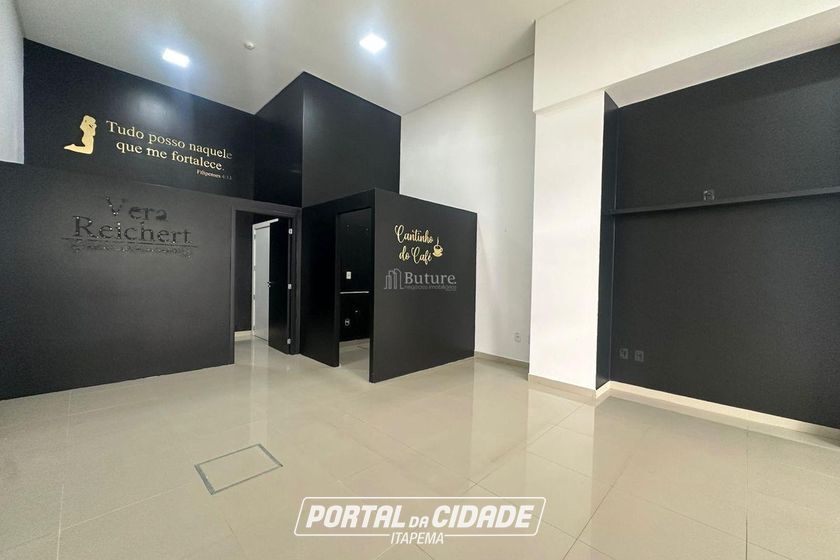 Sala Comercial &agrave; venda - 512m&sup2; - Meia Praia