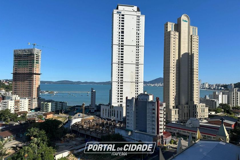 Apartamento &agrave; venda - 116m&sup2; - Canto da Praia