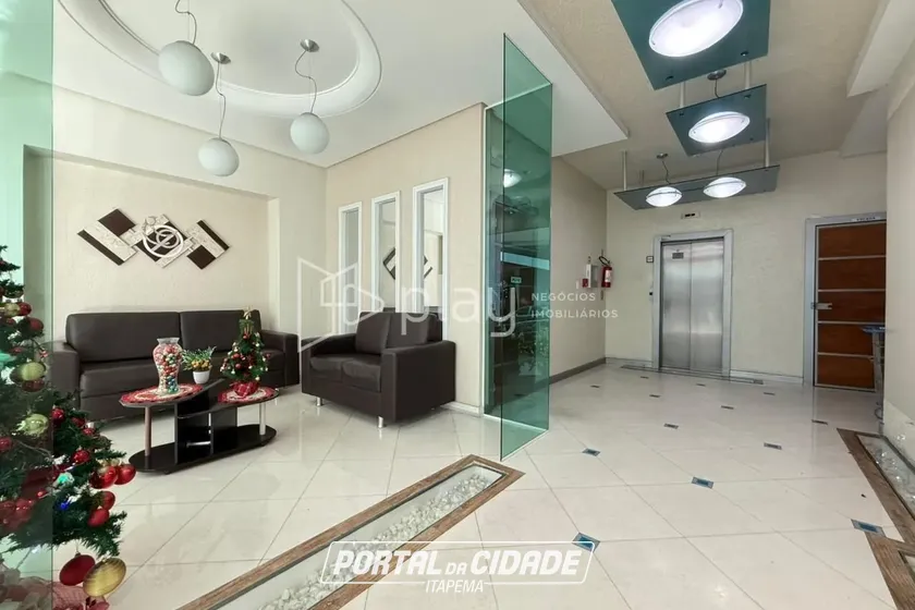 Apartamento &agrave; venda - 107m&sup2; - Meia Praia