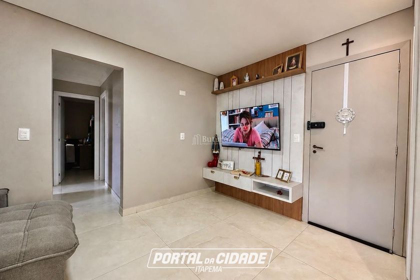 Apartamento &agrave; venda - 85m&sup2; - Meia Praia