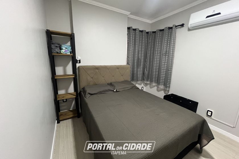 Apartamento &agrave; venda - 115m&sup2; - Meia Praia