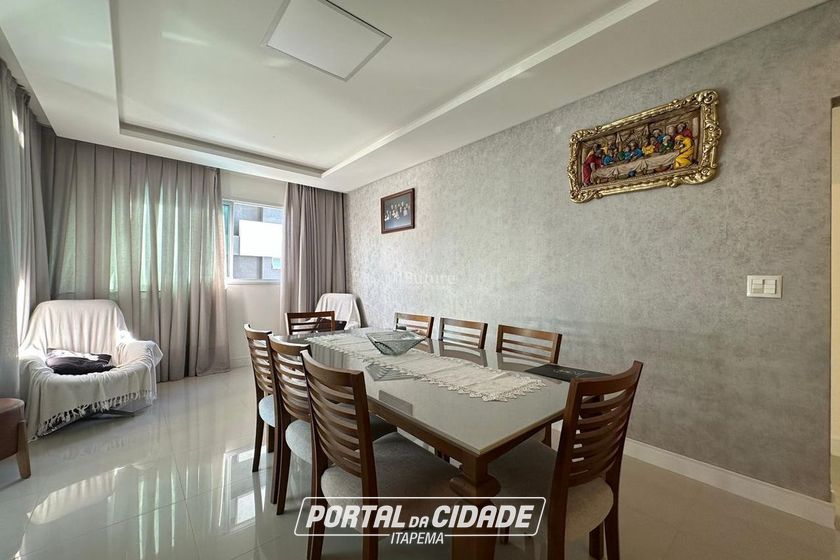 Apartamento &agrave; venda - 163m&sup2; - Meia Praia