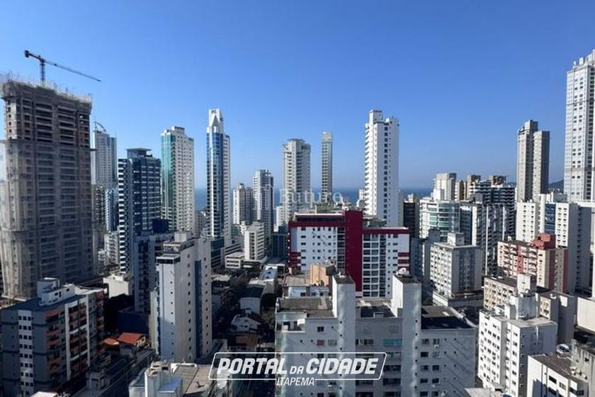 Apartamento &agrave; venda - 129m&sup2; - Centro