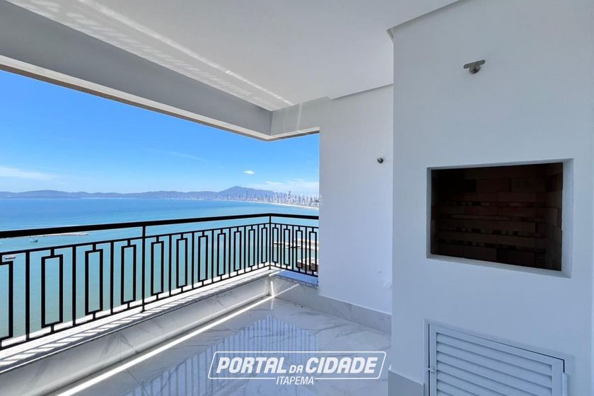 Apartamento &agrave; venda - 190m&sup2; - Centro