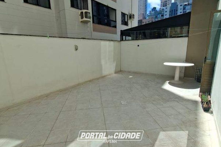 Apartamento para alugar - 124m&sup2; - Centro