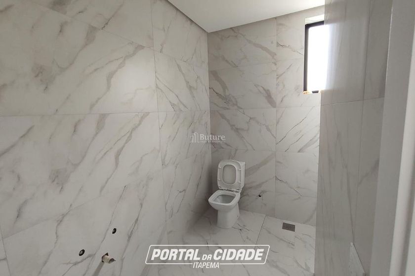 Apartamento &agrave; venda - 200m&sup2; - Centro