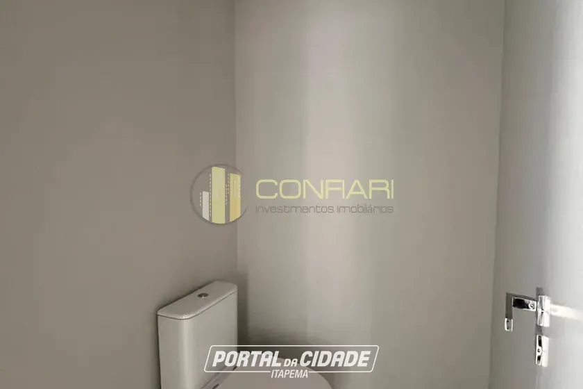 Apartamento &agrave; venda - 132m&sup2; - MEIA PRAIA