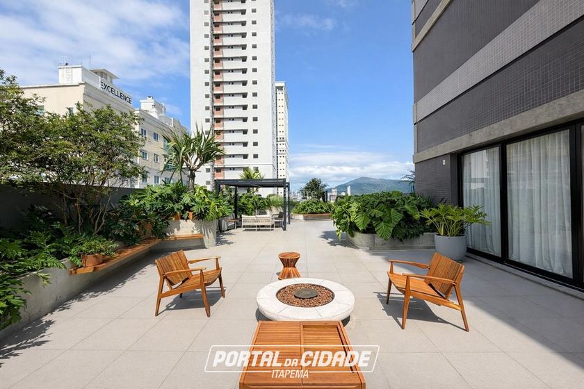 Apartamento &agrave; venda - Meia Praia