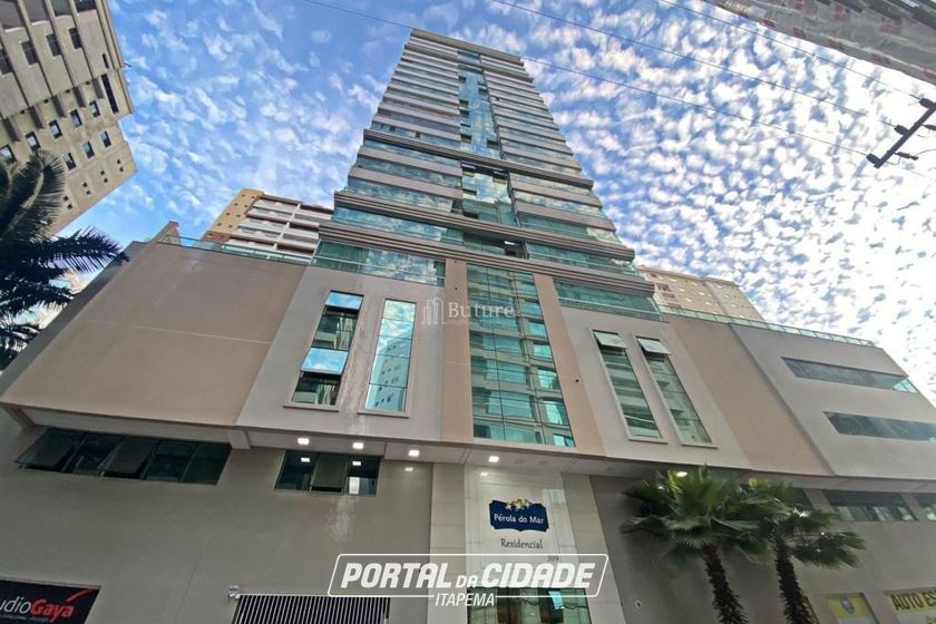 Apartamento &agrave; venda - 150m&sup2; - Meia Praia