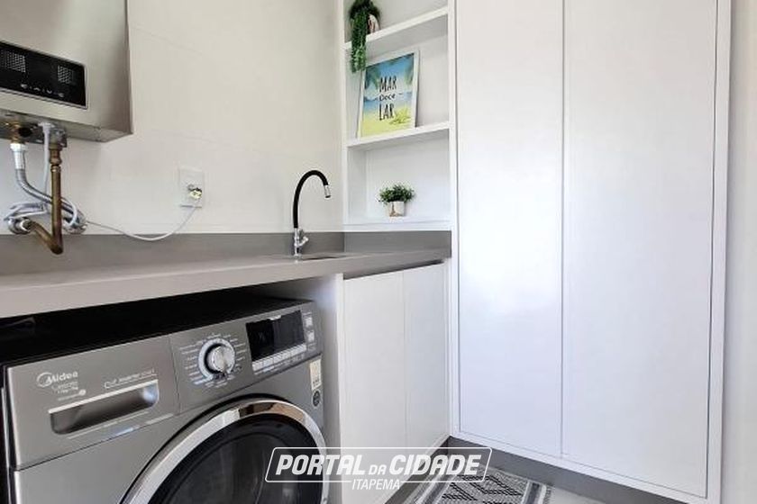 Apartamento para alugar - 145m&sup2; - Meia Praia