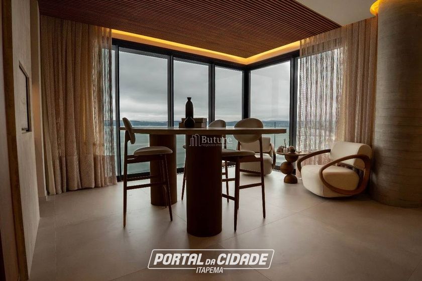Apartamento &agrave; venda - 335m&sup2; - Centro