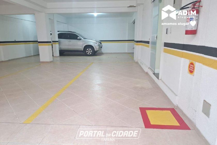 Apartamento para alugar - 64m&sup2; - Meia Praia