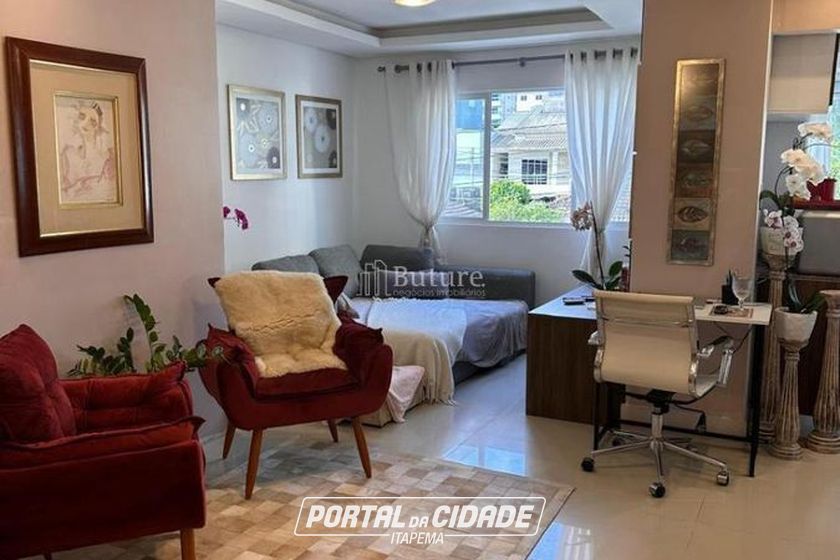 Apartamento &agrave; venda - 90m&sup2; - Centro