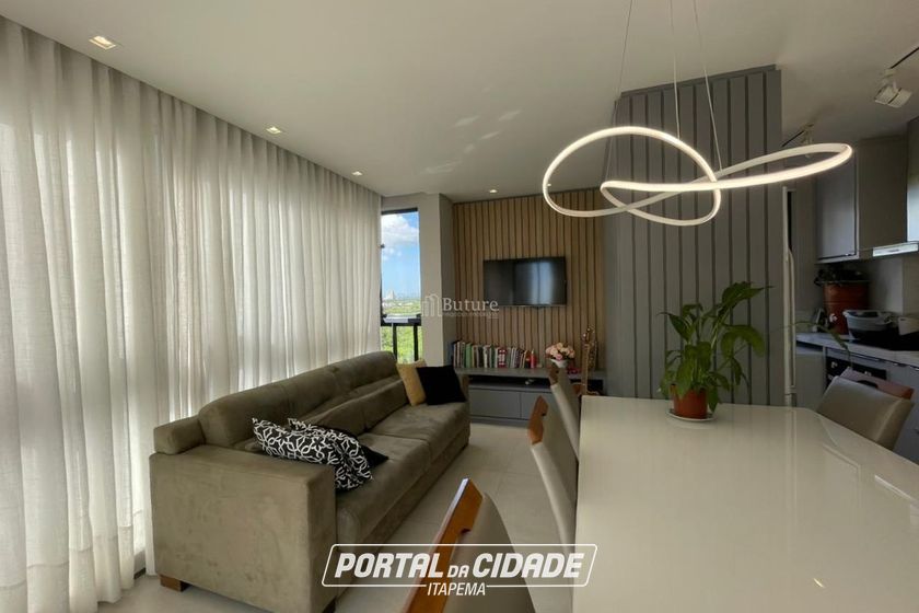 Apartamento &agrave; venda - 99m&sup2; - Meia Praia