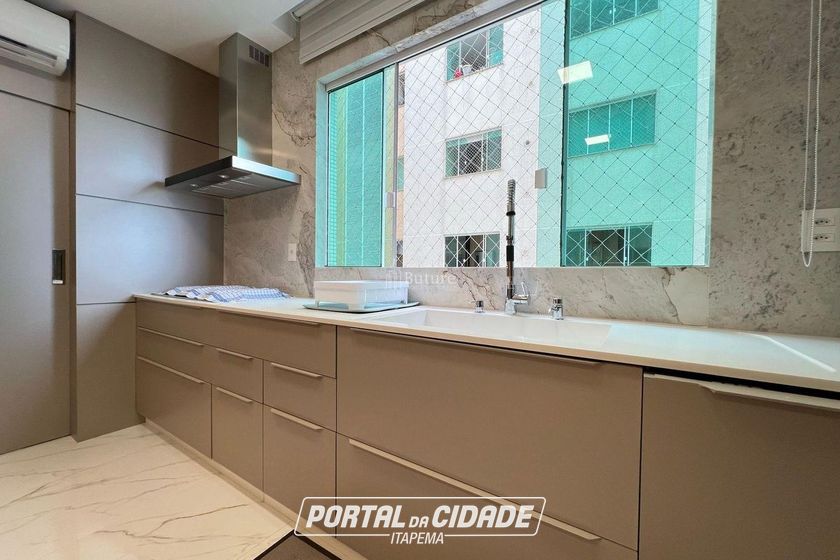 Apartamento &agrave; venda - 352m&sup2; - Centro