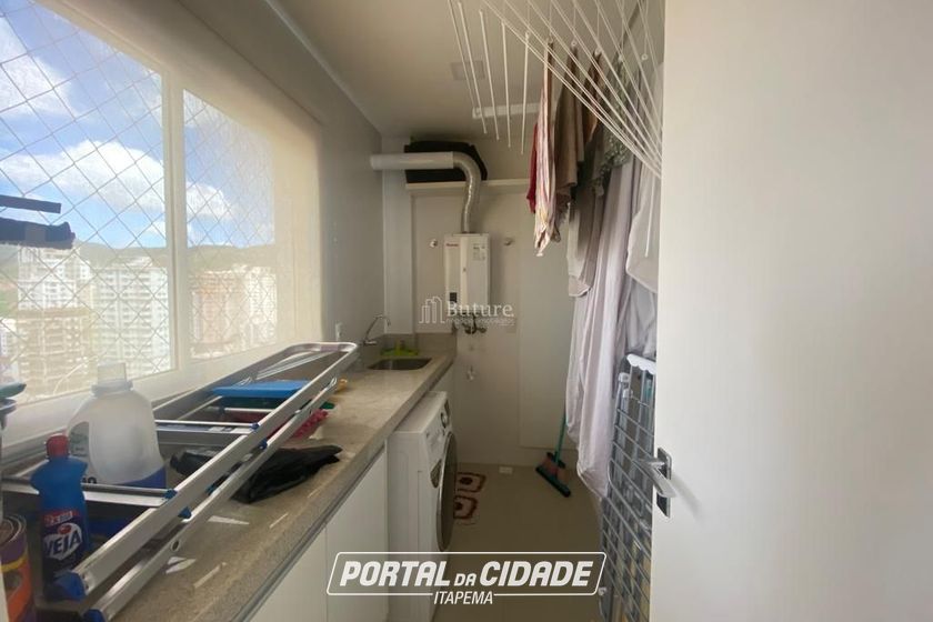 Apartamento &agrave; venda - 190m&sup2; - Meia Praia