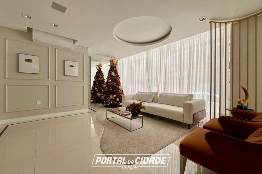 Apartamento &agrave; venda - 180m&sup2; - Meia Praia