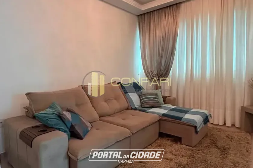 Apartamento &agrave; venda - 130m&sup2; - Meia Praia