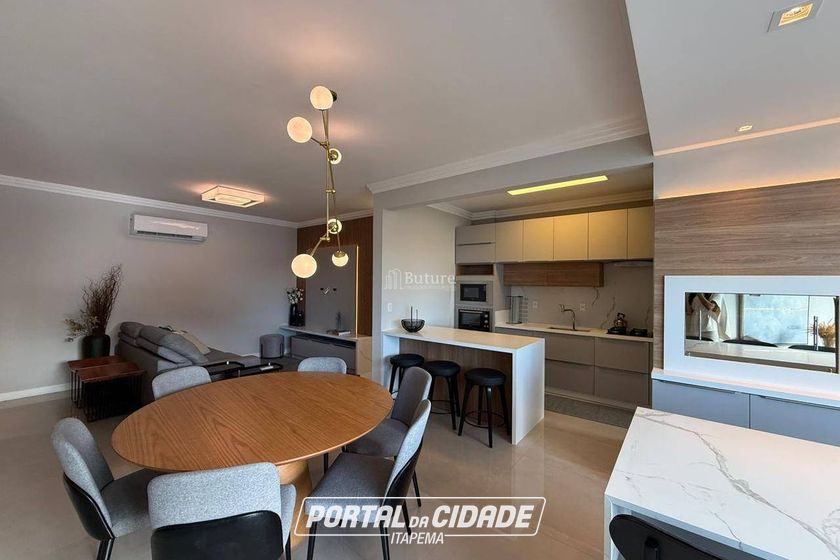 Apartamento &agrave; venda - Meia Praia