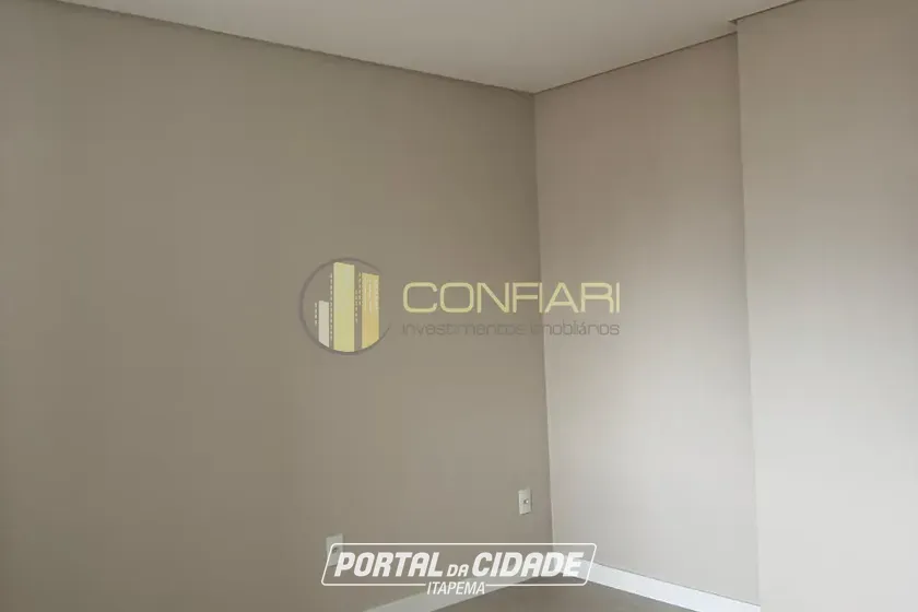 Apartamento para alugar - 124m&sup2; - Meia Praia