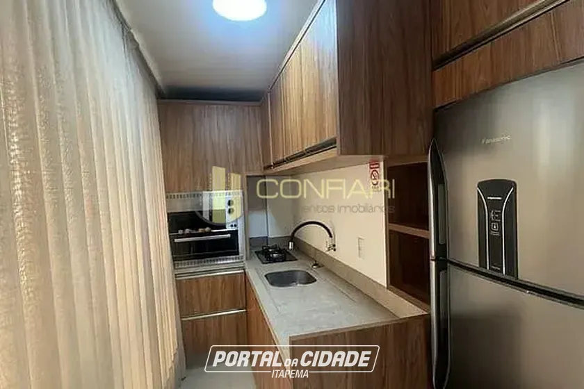 Apartamento &agrave; venda - 110m&sup2; - Meia Praia