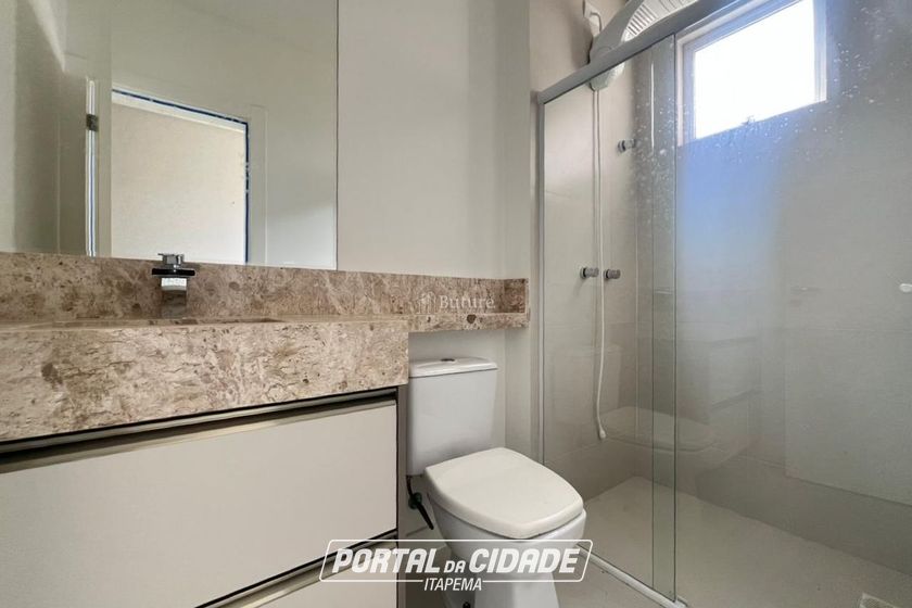 Apartamento &agrave; venda - 141m&sup2; - Meia Praia