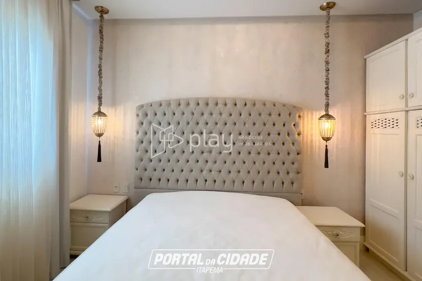Apartamento &agrave; venda - 181m&sup2; - Meia Praia