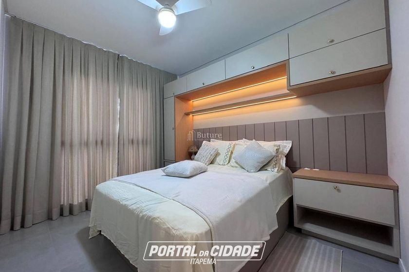 Apartamento &agrave; venda - Meia Praia