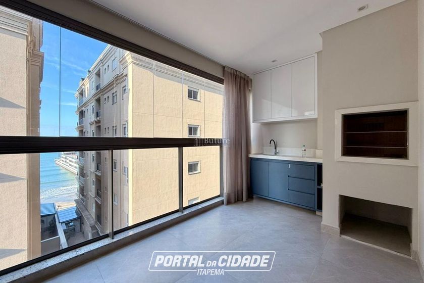 Apartamento &agrave; venda - 114m&sup2; - Meia Praia