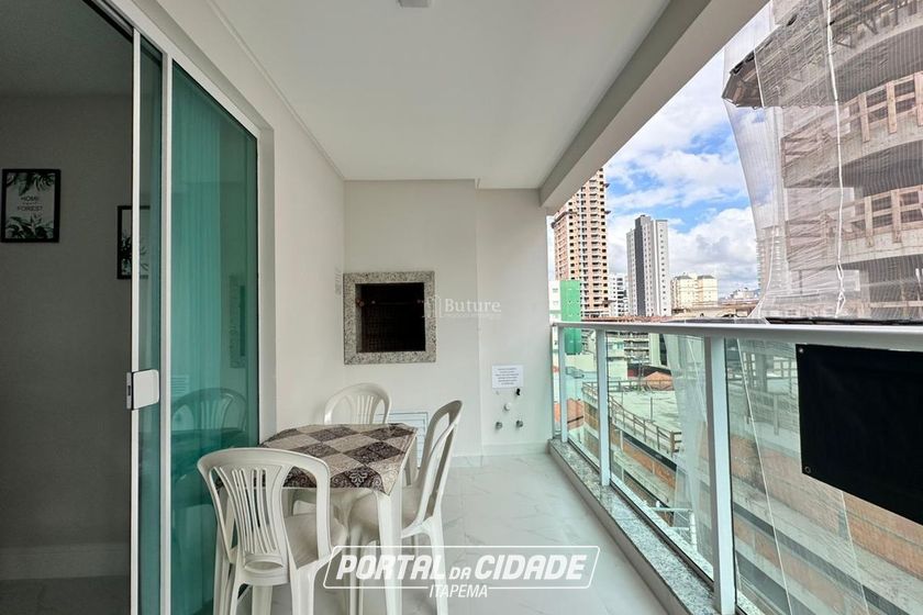 Apartamento &agrave; venda - 86m&sup2; - Meia Praia