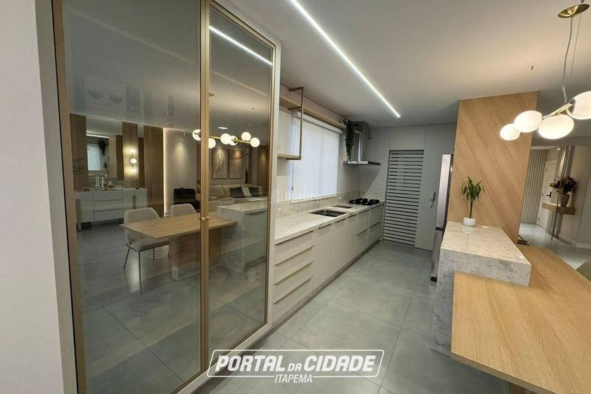 Apartamento &agrave; venda - Meia Praia