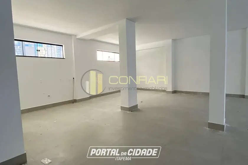 Sala Comercial para alugar - 130m&sup2; - Meia Praia
