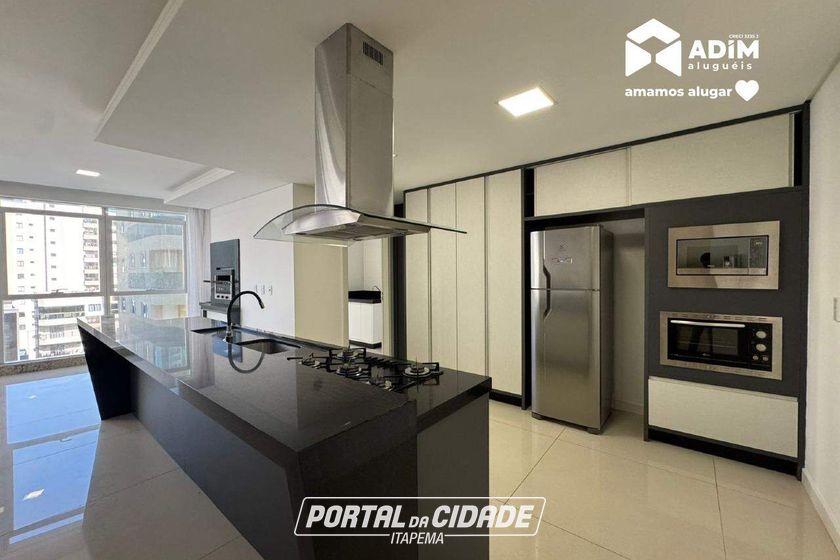 Apartamento para alugar - 190m&sup2; - Meia Praia