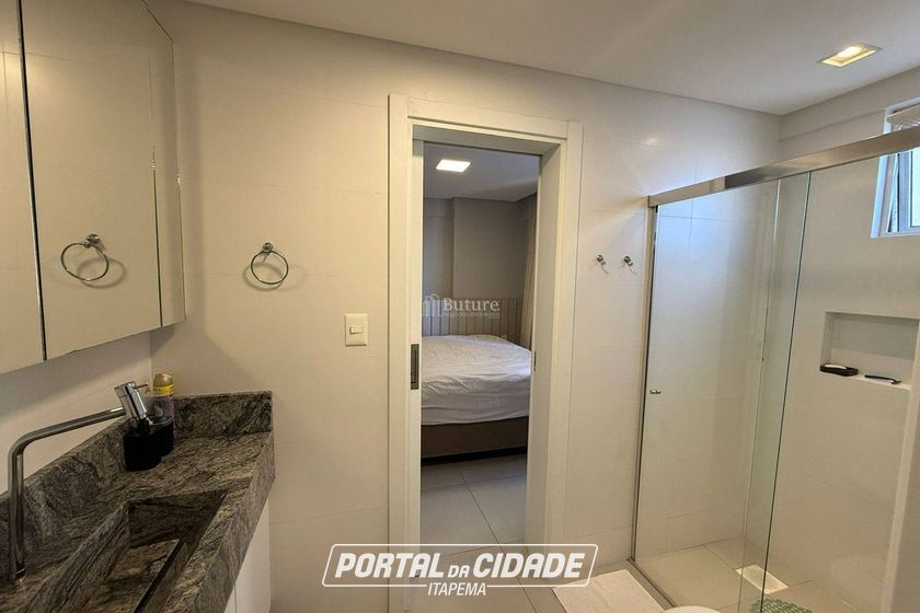 Apartamento &agrave; venda - Meia Praia
