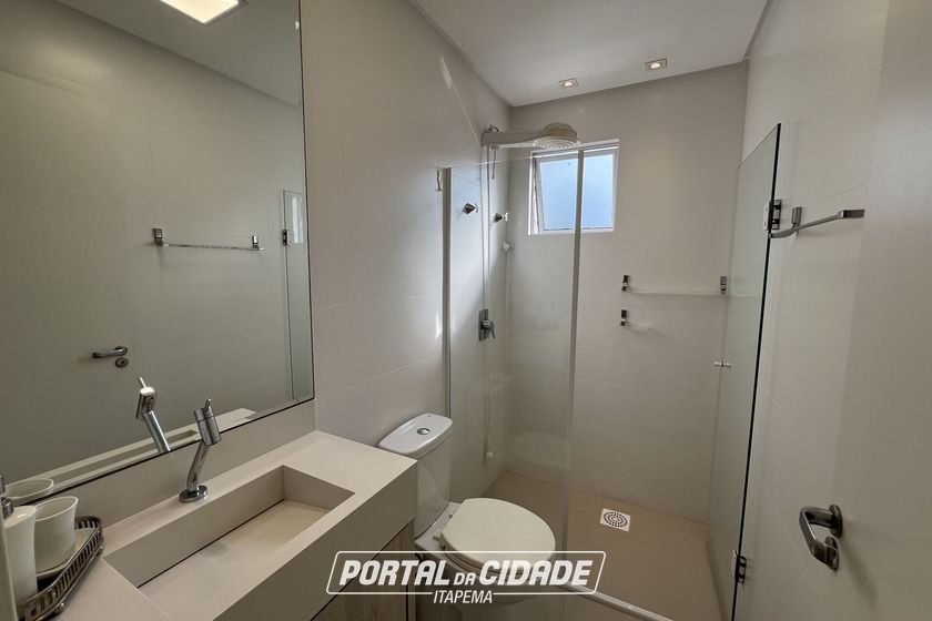 Apartamento &agrave; venda - Meia Praia