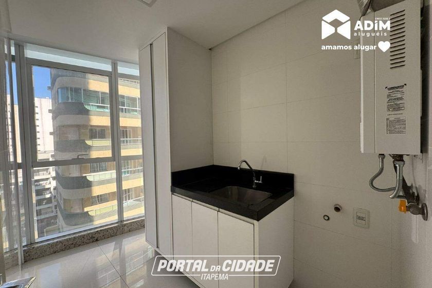 Apartamento para alugar - 190m&sup2; - Meia Praia
