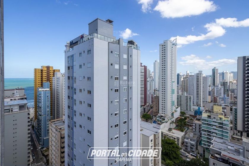 Apartamento &agrave; venda - 177m&sup2; - Centro