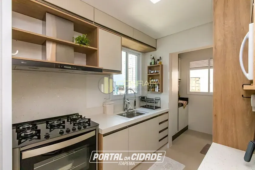Apartamento &agrave; venda - 80m&sup2; - meia praia