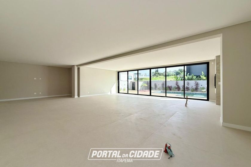 Casa &agrave; venda - 411m&sup2; - Centro