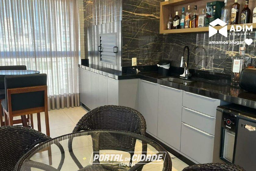 Apartamento para alugar - 200m&sup2; - Meia Praia