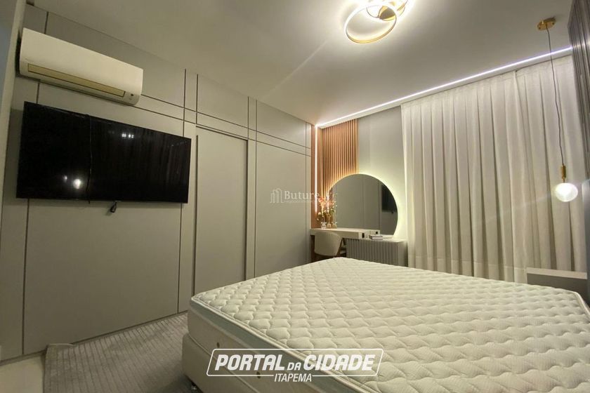 Apartamento &agrave; venda - 1872m&sup2; - Meia Praia