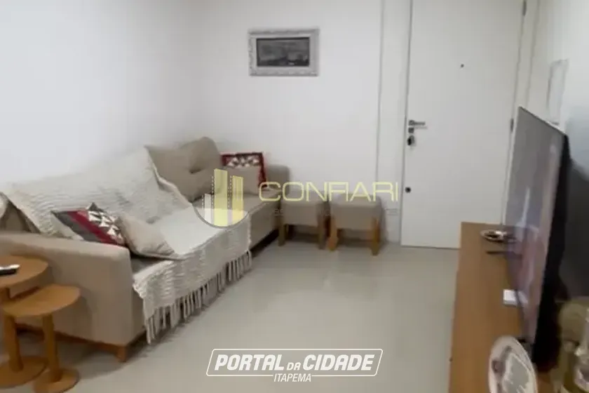 Apartamento para alugar - 95m&sup2; - Meia Praia