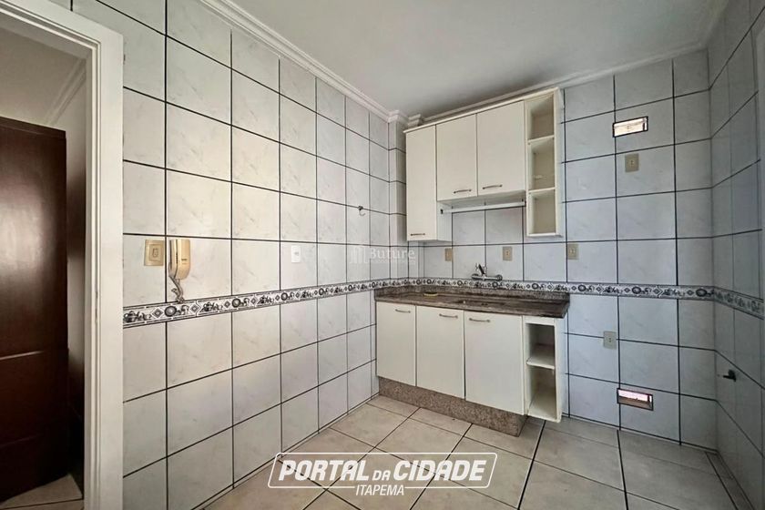 Apartamento &agrave; venda - 93m&sup2; - Centro